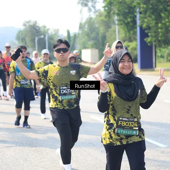 Runner Photo 6943629