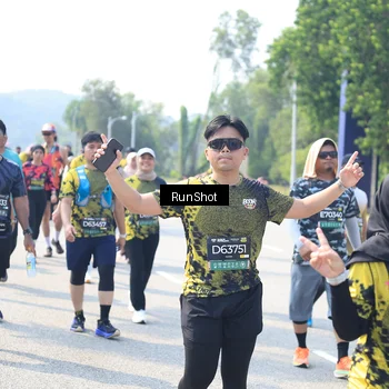 Runner Photo 6943633