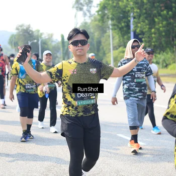 Runner Photo 6943638