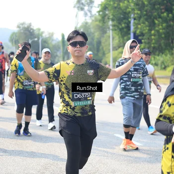 Runner Photo 6943639