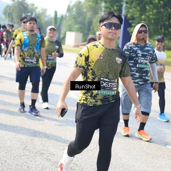 Runner Photo 6943644