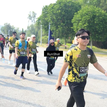 Runner Photo 6943655