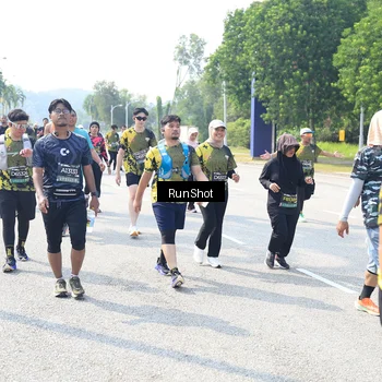 Runner Photo 6943656
