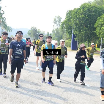 Runner Photo 6943661