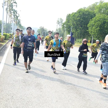 Runner Photo 6943668