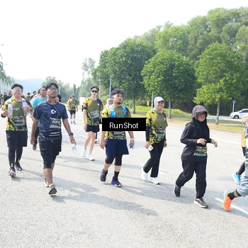 Runner Photo 6943682
