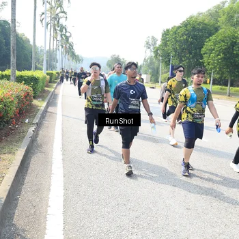 Runner Photo 6943689
