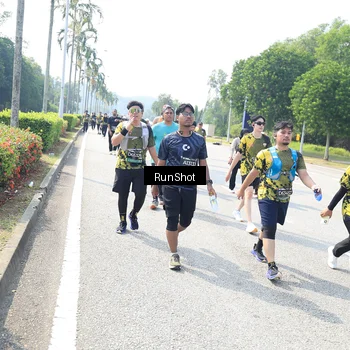 Runner Photo 6943690