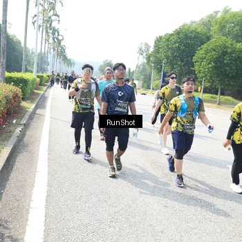 Runner Photo 6943694