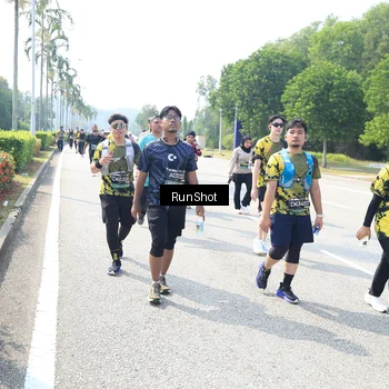 Runner Photo 6943702