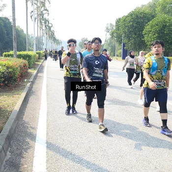 Runner Photo 6943705