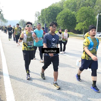 Runner Photo 6943714