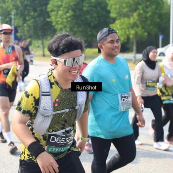 Runner Photo 6943725