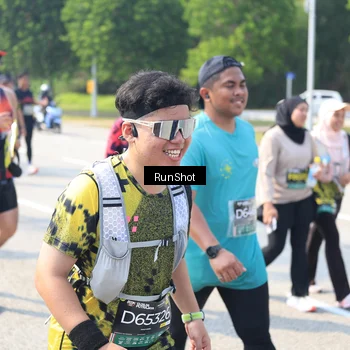 Runner Photo 6943727