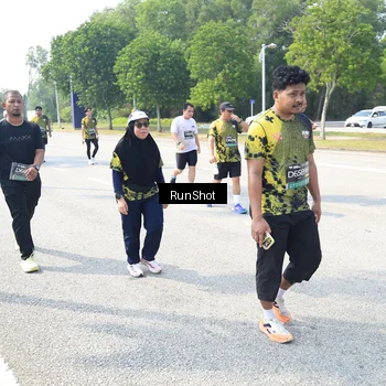 Runner Photo 6943760
