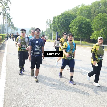 Runner Photo 6943761