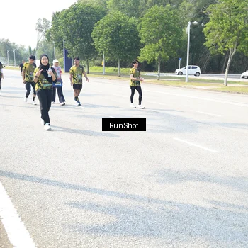 Runner Photo 6943798
