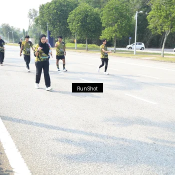 Runner Photo 6943802