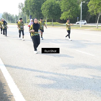 Runner Photo 6943809