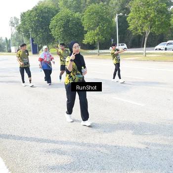 Runner Photo 6943817