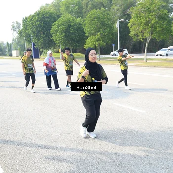 Runner Photo 6943819