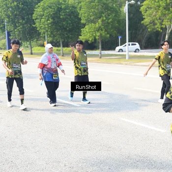 Runner Photo 6943826