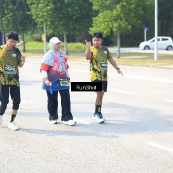 Runner Photo 6943828