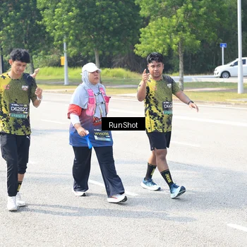 Runner Photo 6943831