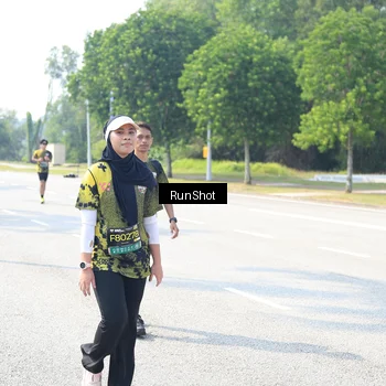 Runner Photo 6943849