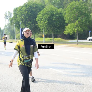 Runner Photo 6943851