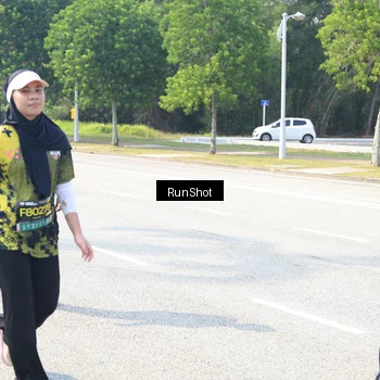 Runner Photo 6943852