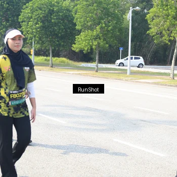 Runner Photo 6943853