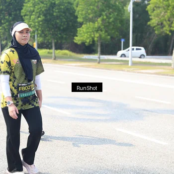 Runner Photo 6943854