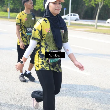 Runner Photo 6943855