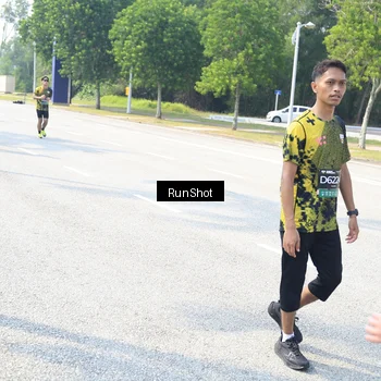 Runner Photo 6943861
