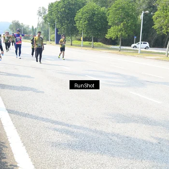 Runner Photo 6943870