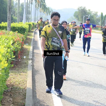 Runner Photo 6943874