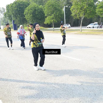 Runner Photo 6943877
