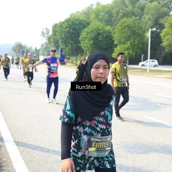 Runner Photo 6943900