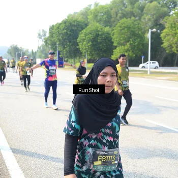 Runner Photo 6943903