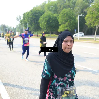 Runner Photo 6943904