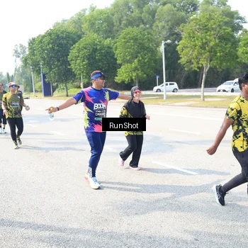 Runner Photo 6943920