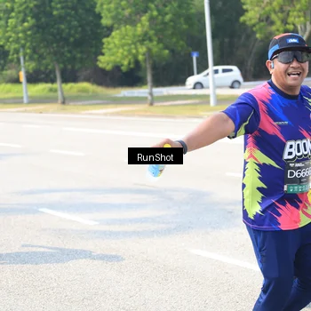 Runner Photo 6943927