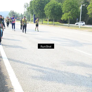 Runner Photo 6943931