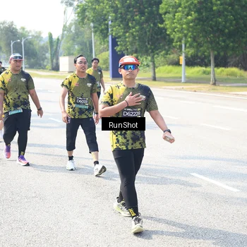 Runner Photo 6943933