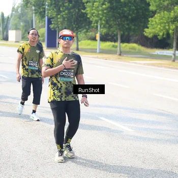 Runner Photo 6943936
