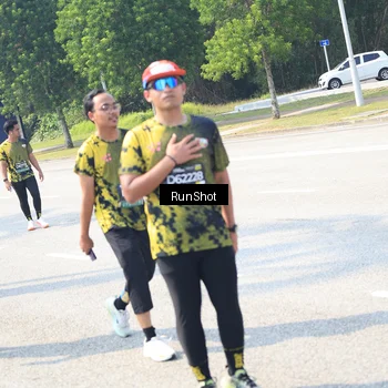 Runner Photo 6943945