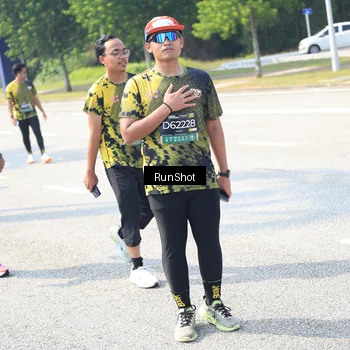 Runner Photo 6943946