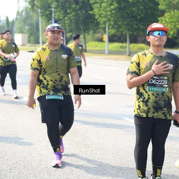 Runner Photo 6943956