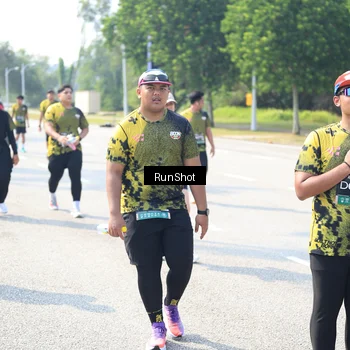 Runner Photo 6943957
